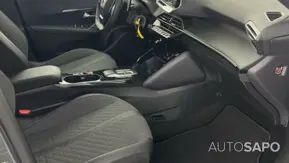 Peugeot 2008 1.2 PureTech Allure de 2025