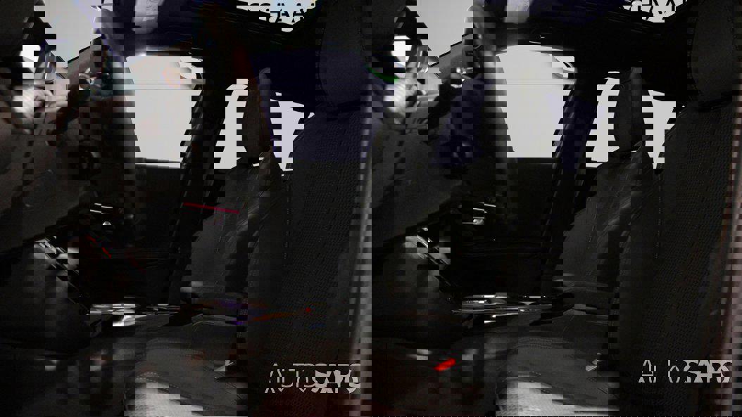 Peugeot e-2008 de 2023