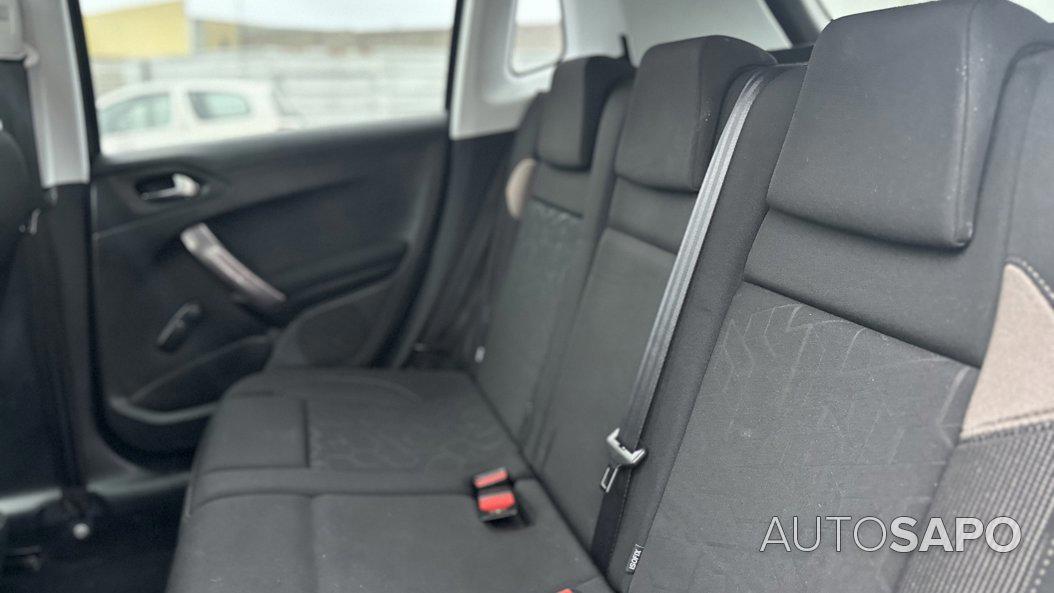 Peugeot 2008 1.2 PureTech Active Pack de 2016
