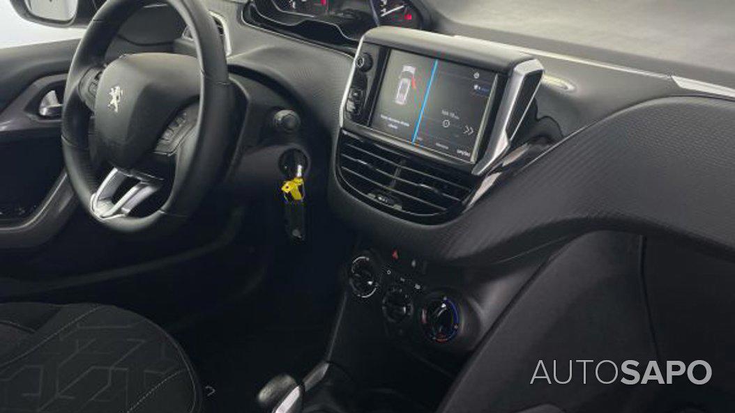 Peugeot 2008 1.5 BlueHDi Style de 2018