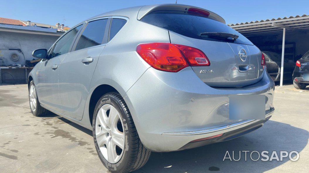 Opel Astra 1.6 CDTi Executive Start/Stop de 2015