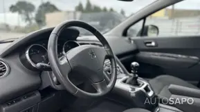 Peugeot 5008 1.6 BlueHDi Allure de 2013