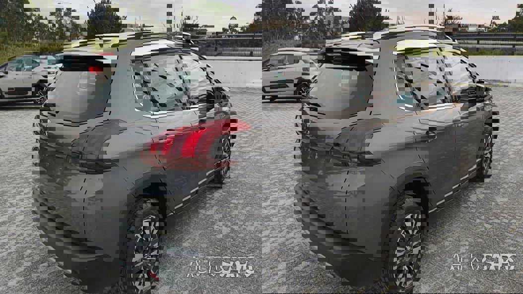 Peugeot 2008 1.2 PureTech Allure de 2018