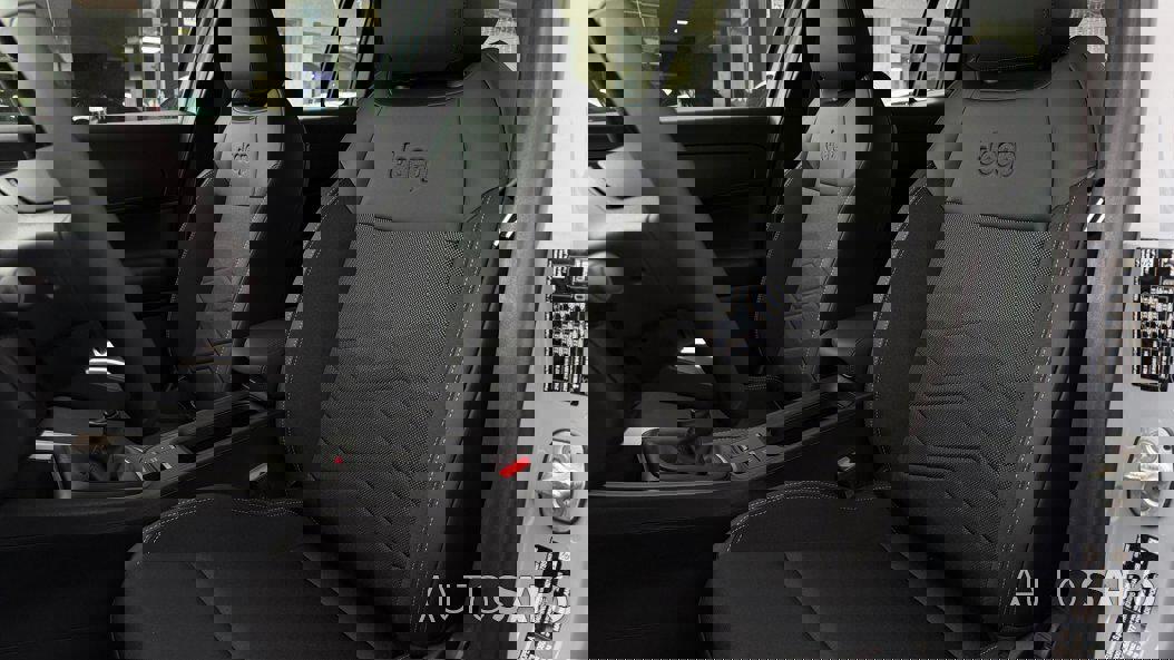 Jeep Avenger 1.2 GSE T3 Altitude de 2025