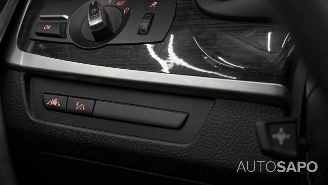 BMW Série 5 525 d Line Luxury Auto de 2015