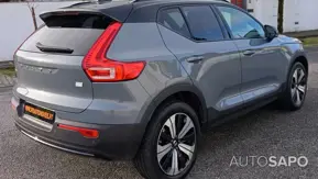 Volvo XC40 T4 Momentum Geartronic FWD de 2022