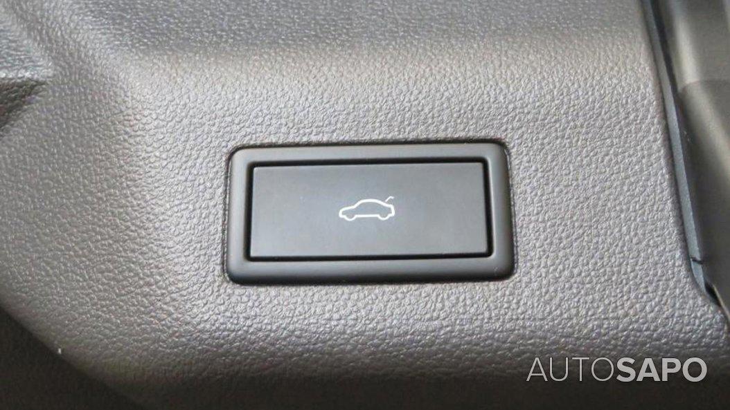 Volkswagen Multivan 2.0 TDI Highline DSG de 2024