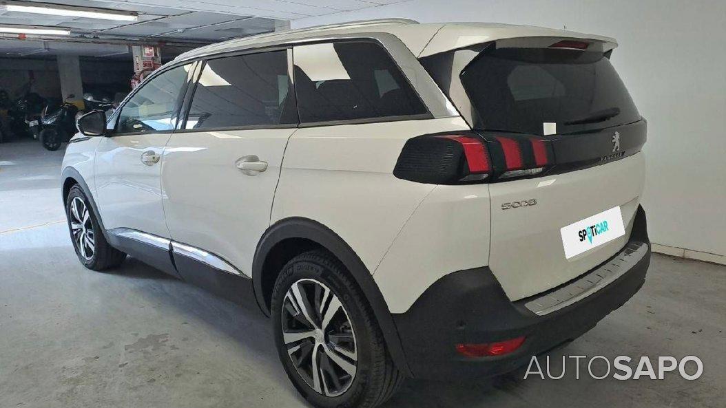 Peugeot 5008 1.2 PureTech Allure Pack de 2023