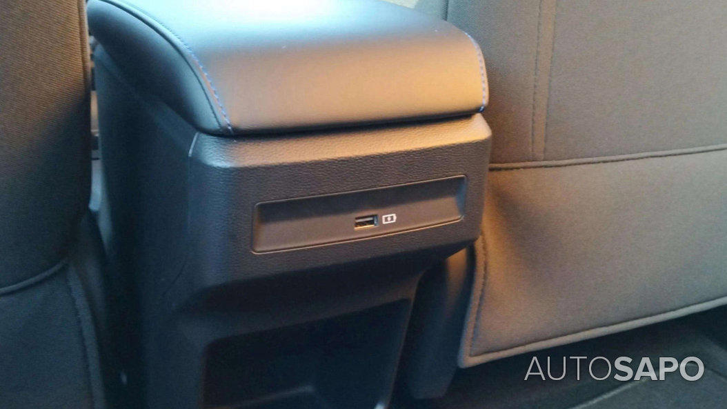 MG MG4 51 kWh Standard de 2025