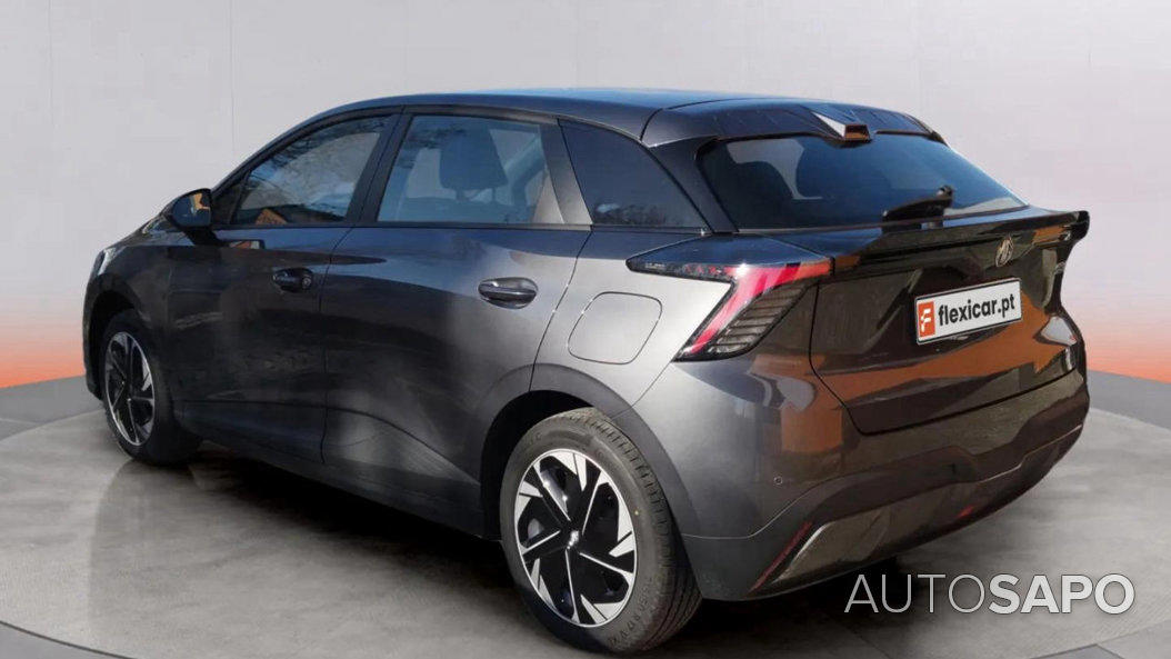 MG MG4 51 kWh Standard de 2025