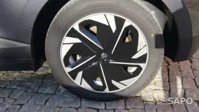 MG MG4 51 kWh Standard de 2025