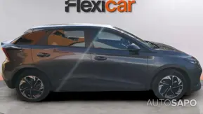 MG MG4 51 kWh Standard de 2025