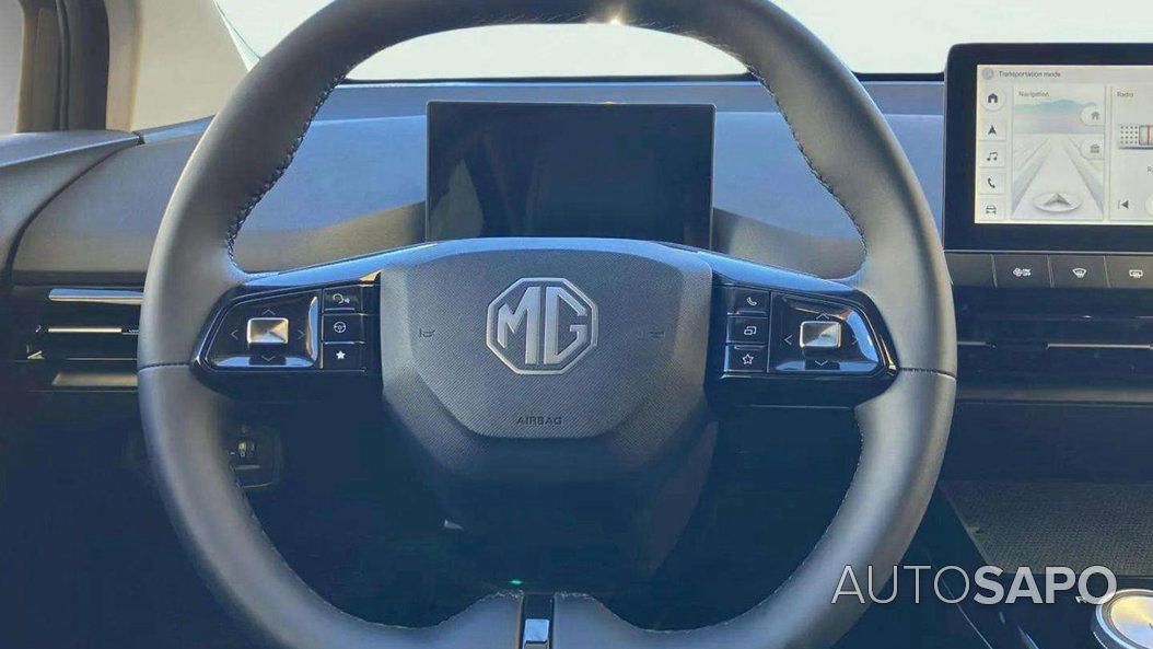 MG MG4 64 kWh Luxury de 2025