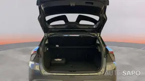 MG MG4 64 kWh Luxury de 2025