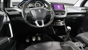 Peugeot 2008 1.2 PureTech Allure de 2017