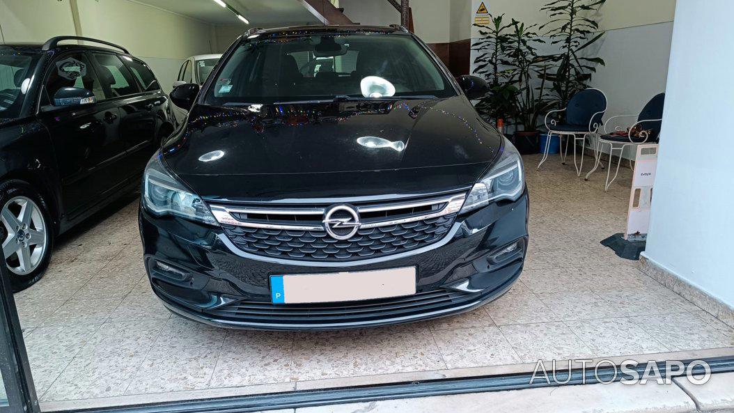 Opel Astra 1.6 CDTi Executive S/S de 2017