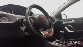 Peugeot 308 1.2 PureTech Style de 2019