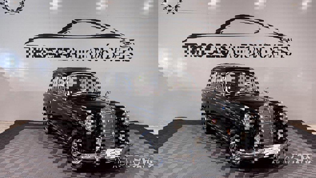 Mercedes-Benz 220 de 1956