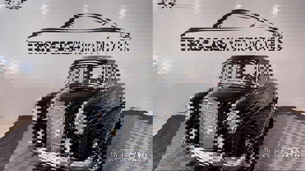 Mercedes-Benz 220 de 1956