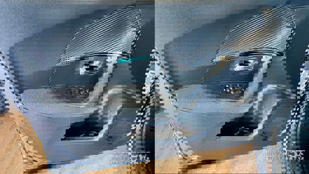 Peugeot 2008 1.2 PureTech Style de 2022