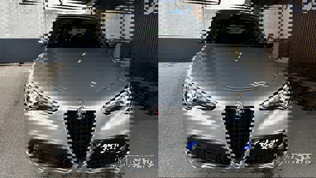 Alfa Romeo Stelvio 2.2 D Sprint AT8 de 2021