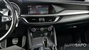 Alfa Romeo Stelvio 2.2 D Sprint AT8 de 2021