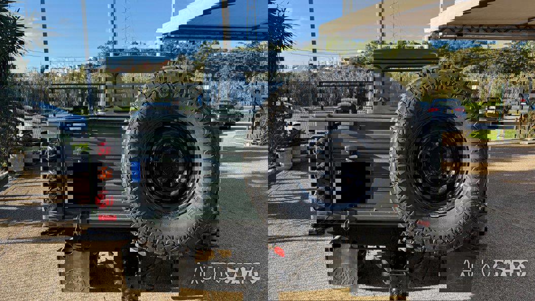 Land Rover Defender 110 HCPU 2.4 CRD E de 2011