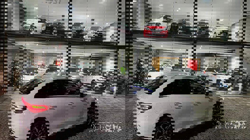 Mercedes-Benz EQE de 2025