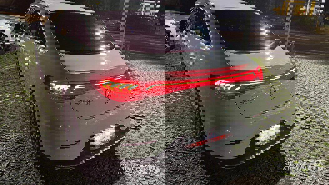 Mercedes-Benz EQE de 2025