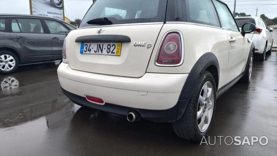 MINI One de 2010