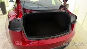 Tesla Model 3 de 2025