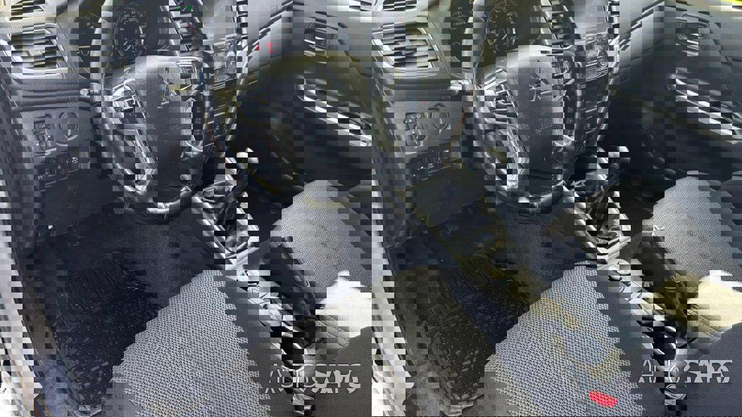 Mitsubishi L200 Strakar de 2020