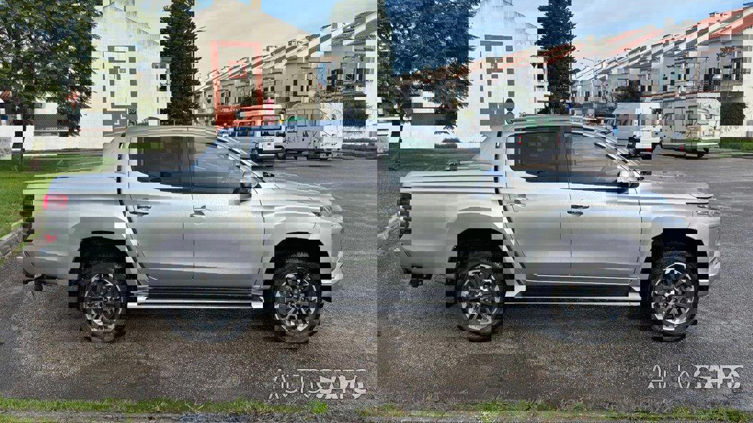 Mitsubishi L200 Strakar de 2020