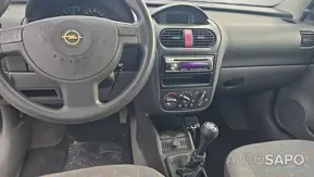 Opel Corsa de 2001