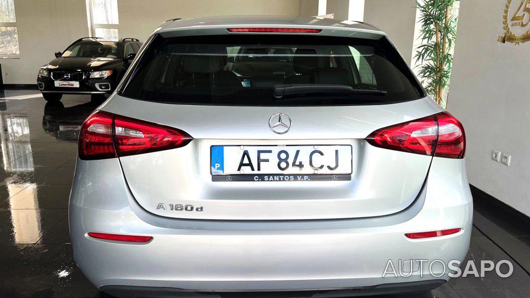 Mercedes-Benz Classe A 180 CDi BlueEfficiency Edition Style de 2021