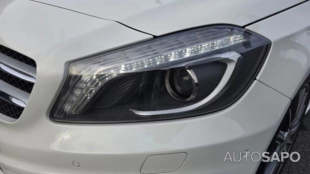 Mercedes-Benz Classe A 180 CDi BlueEfficiency AMG Line Aut. de 2015