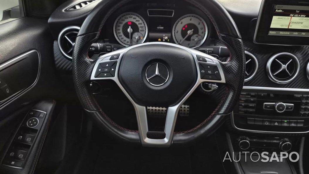 Mercedes-Benz Classe A 180 CDi BlueEfficiency AMG Line Aut. de 2015