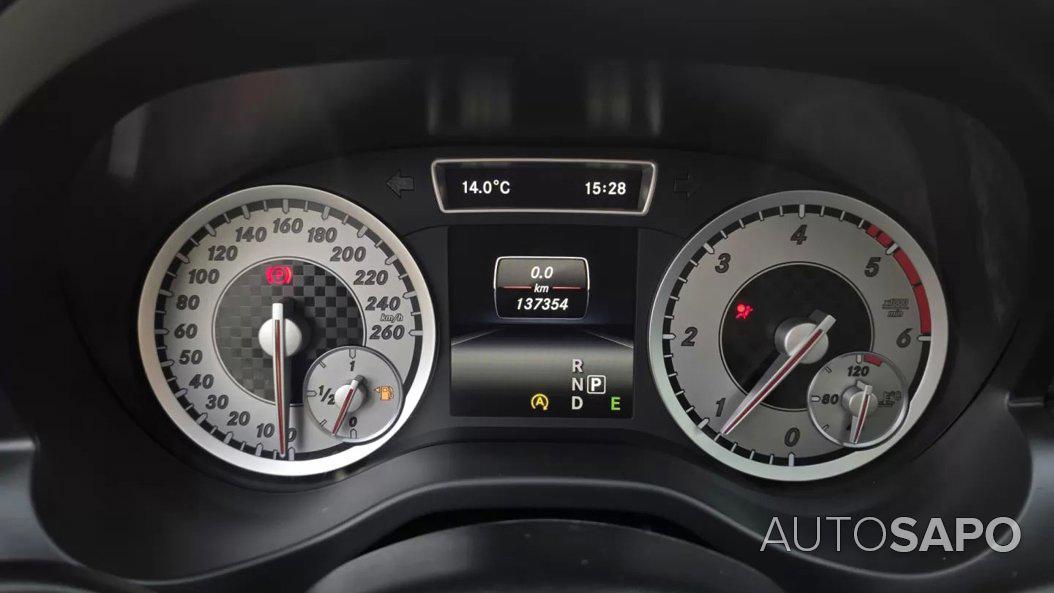 Mercedes-Benz Classe A 180 CDi BlueEfficiency AMG Line Aut. de 2015