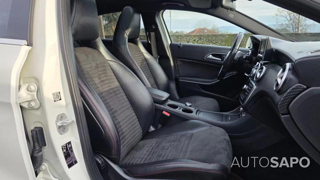 Mercedes-Benz Classe A 180 CDi BlueEfficiency AMG Line Aut. de 2015