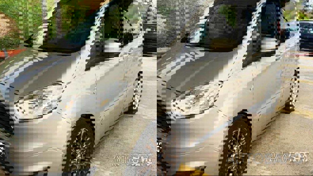 Ford Tourneo de 2015