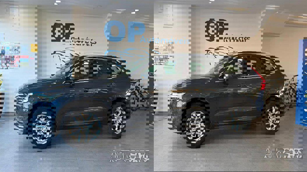 Volvo XC60 2.0 B4 Momentum Plus Geartronic de 2021