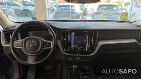 Volvo XC60 2.0 B4 Momentum Plus Geartronic de 2021