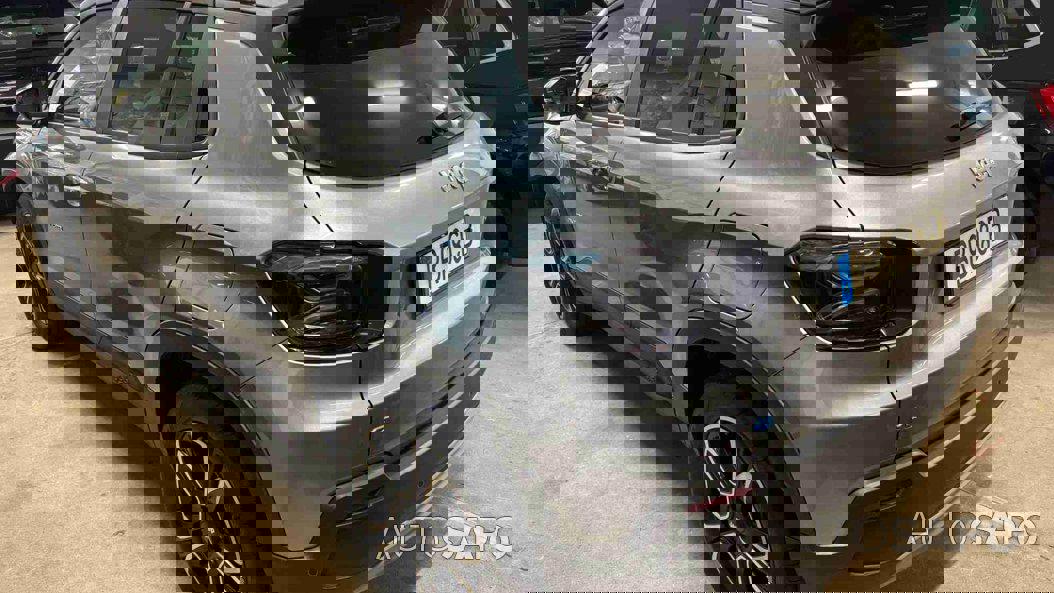 Jeep Avenger 54 kWh Summit de 2025