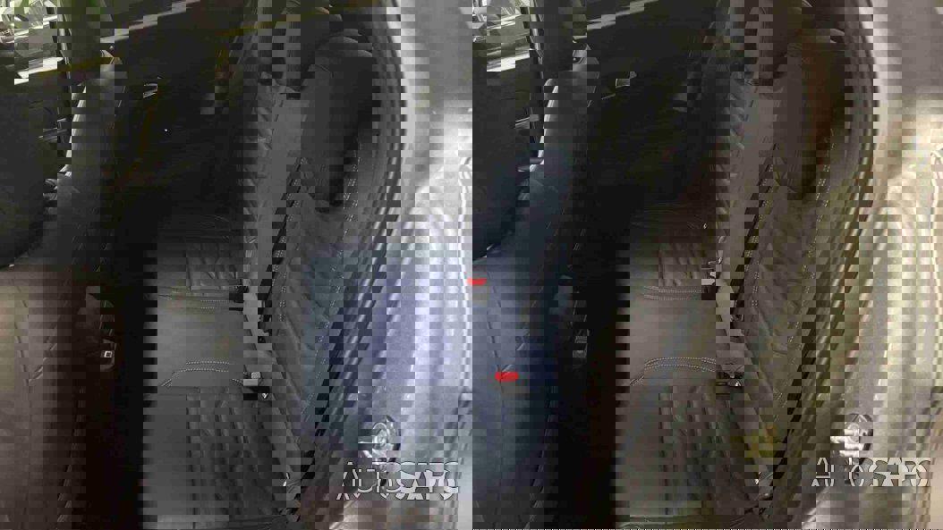 Jeep Avenger 54 kWh Summit de 2025