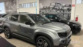 Jeep Avenger 54 kWh Summit de 2025