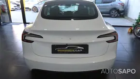 Tesla Model 3 Standard Range Plus RWD de 2023