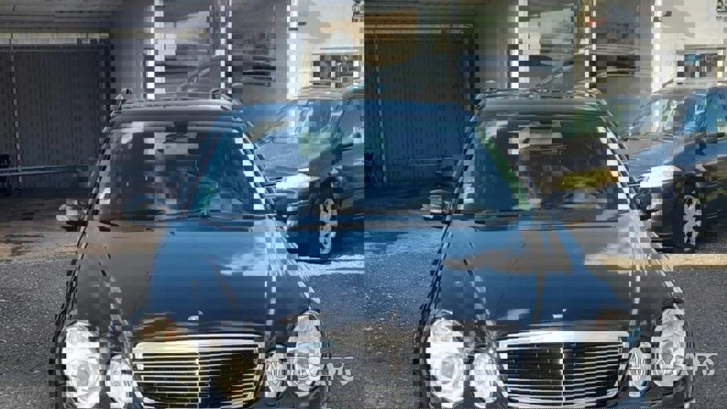 Mercedes-Benz Classe E de 2004