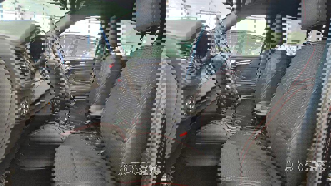 Ford Focus 1.0 EcoBoost MHEV ST-Line de 2022