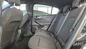 Ford Focus 1.0 EcoBoost MHEV ST-Line de 2022