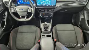 Ford Focus 1.0 EcoBoost MHEV ST-Line de 2022